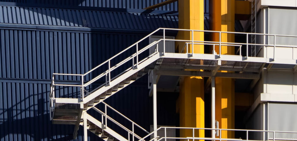 How Safe Is Your Elevated Walkway? | Warehouse Safety Solutions